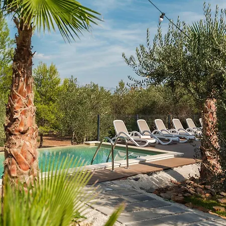 Waterman Village Semesterpark 4*