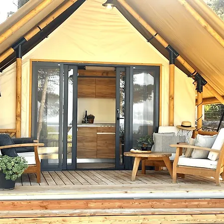 Waterman Village Holiday park