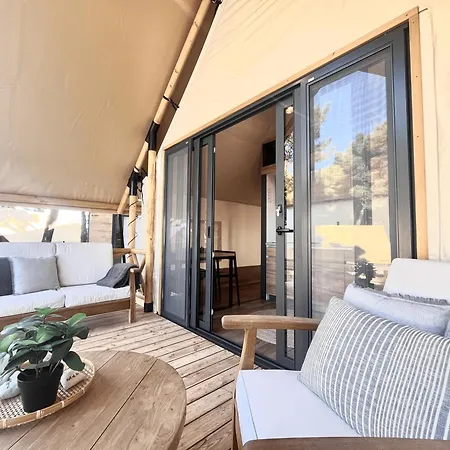 Holiday park Waterman Village 4*