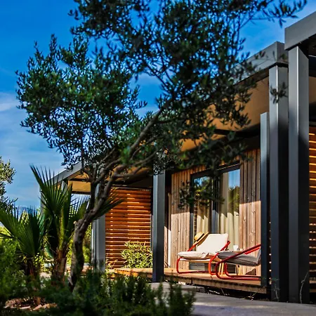 Waterman Village 4* Supetar