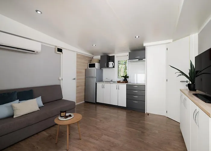 Waterman Village Supetar