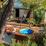 Waterman Village Holiday park 4*